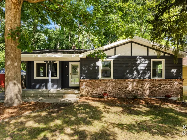 1961 Cannon St SW, Wyoming, MI 49519