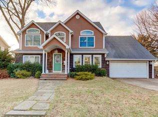 1500 Richard Ave, Merrick, NY 11566