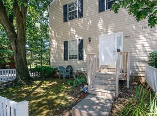 206 Cayer Dr, Glen Burnie, MD