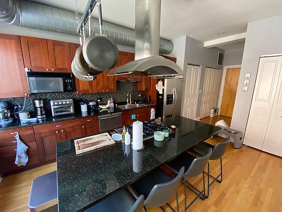 5th image of 1107 W Lawrence Ave APT 204