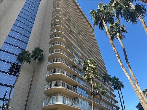 3rd image of 3111 Bel Air Dr Unit 216