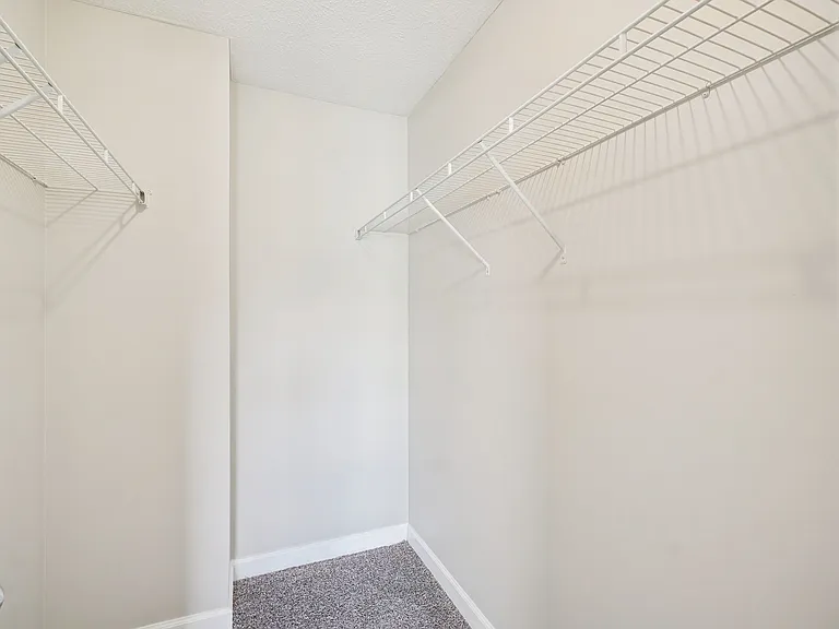Summerlyn Cottages — Photo 33