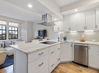 15 River St APT 603, Boston, MA 02108