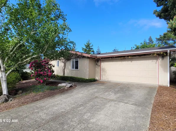 317 Manzanita Dr, Florence, OR 97439