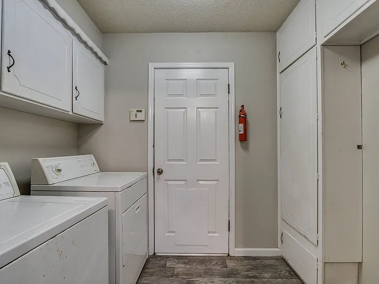 11007 Greystone Ave — Photo 21
