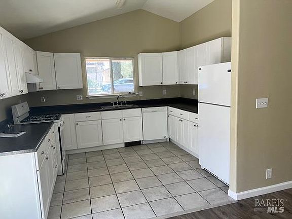 4th image of 16214 33rd Avenue