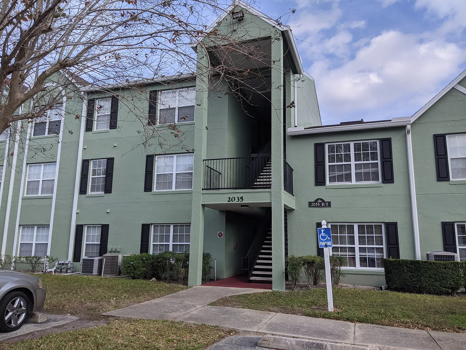 1 bed, 1.5 bath, 830 sqft, $1,450 — Photo 3