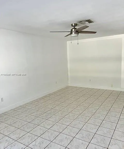 5650 NE 17th Ter #5650 — Photo 4