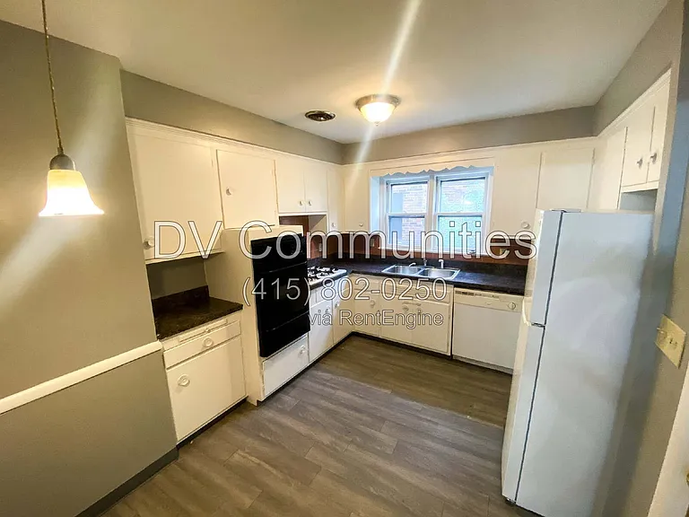 1504 Sherbrook Rd #1 — Photo 14