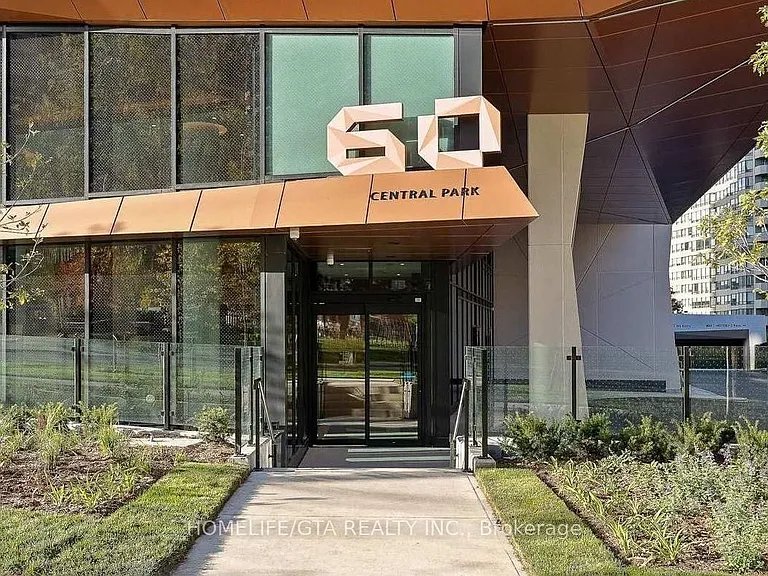60 Central Park Dr #1914 — Photo 2