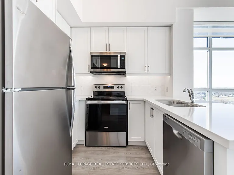 460 Dundas St E #1202 — Photo 6