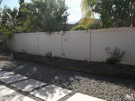 3rd image of 3063 Sunflower Cir E