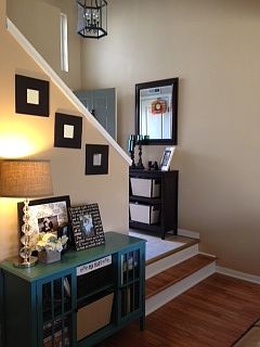 2 story entry way