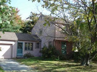 73 Knowles Dr, Warwick, RI 02888