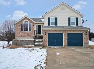 3876 Copper Ridge Ct, Amelia, OH 45102