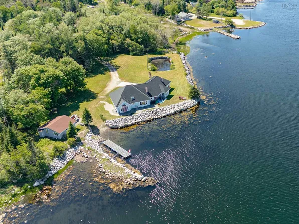 195 Port Latour Rd, Barrington, NS B0W 3L0