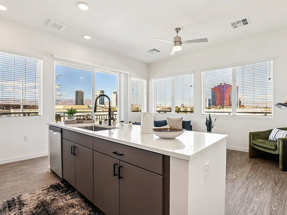 Lura Vegas Apartments