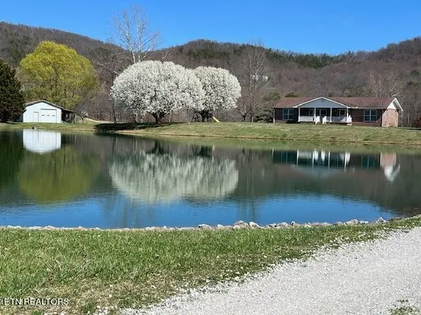 170 Adkins Trl, Winfield, TN 37892