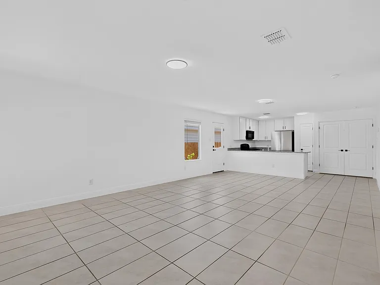 3525 Flicker Ln — Photo 4