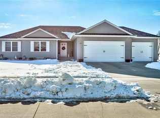 201 Park View Ln, Madrid, IA 50156