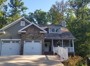 745 Cherokee Ln, Osage Beach, MO 65065