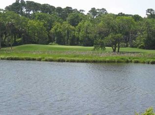 136 Flyway Dr, Johns Island, SC 29455