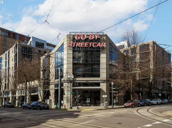 1030 NW 12th Ave APT 218, Portland, OR 97209