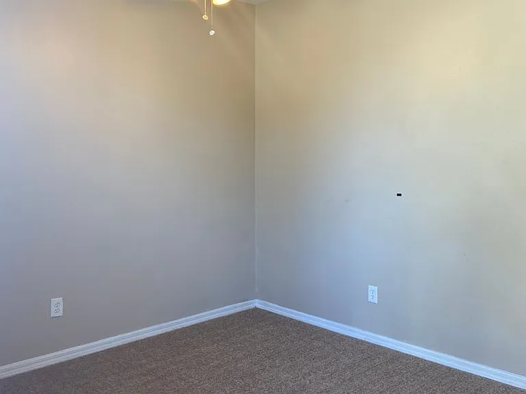 628 Madina Cir — Photo 3