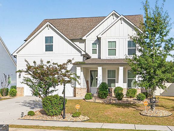 4th image of 140 Camdale Ct