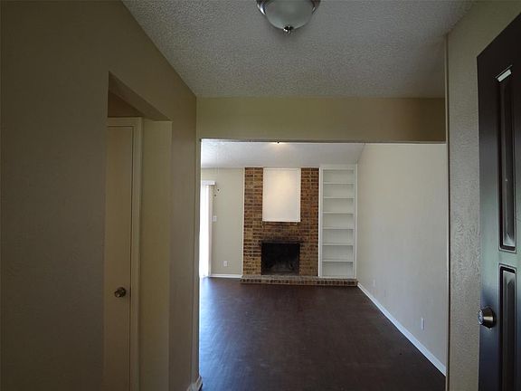 5th image of 1101 Cozby St E