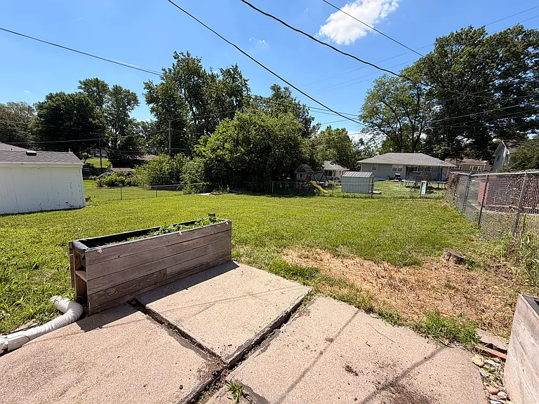 513 Bonnie Ave — Photo 45