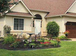 7206 Winding Brook Rd, Perrysburg, OH 43551