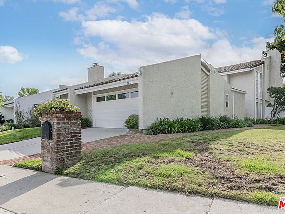 3rd image of 2637 Angelo Dr