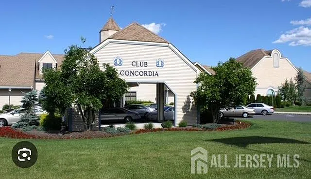 1 John Adams Ct #B — Photo 15