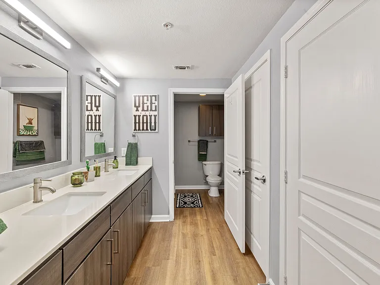 2707 Rio Grande St — Photo 29