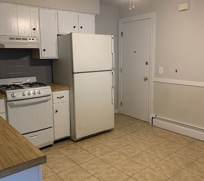 1st image of 5 Cynthia Dr APT 18