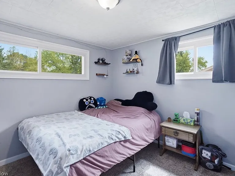 1758 Westwood Dr — Photo 7