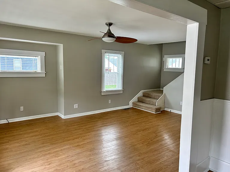 823 E Forteen Mile Rd — Photo 19