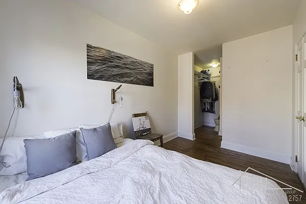 Sold by Ideal Properties Group | media 5