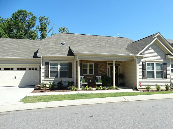 3rd image of 42 W Milan Ct