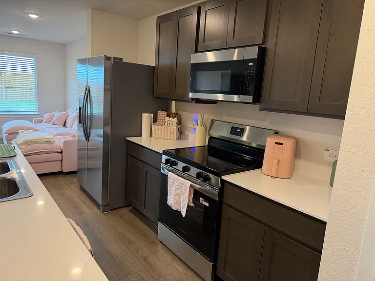 4468 Bonney Ave — Photo 5