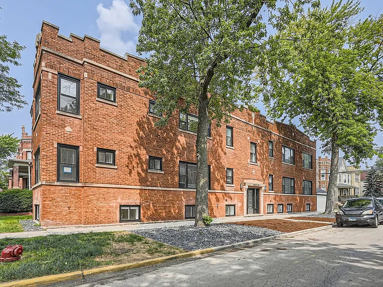 2602 N Springfield Ave #1 — Photo 1