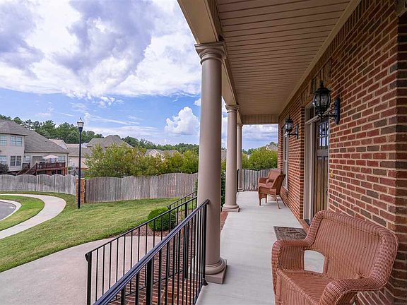 3rd image of 2701 Alexandria Ct NW