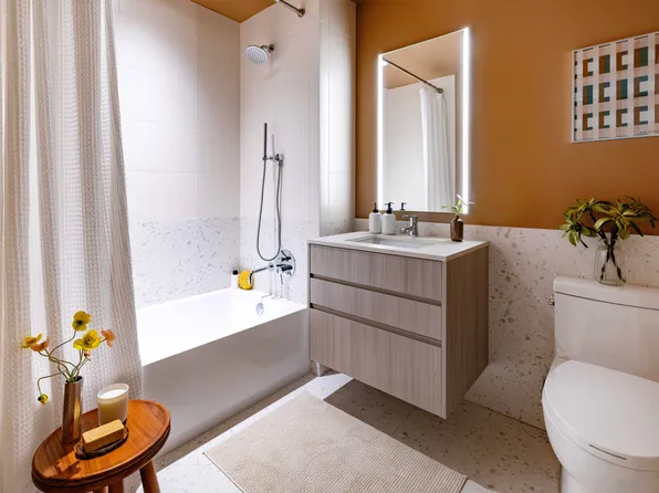 300 East 50th Street image 6 of 15