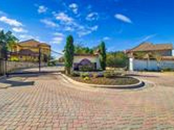 3rd image of 12129 Terraza Cir #Townhouse 61