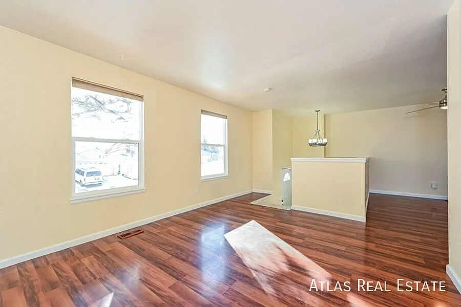 2 Weeks Free Rent & Free 55" Tv If Moved In By 9/30! Beautiful 3bd/2ba Home Near Buckley Space Fo... — Photo 2
