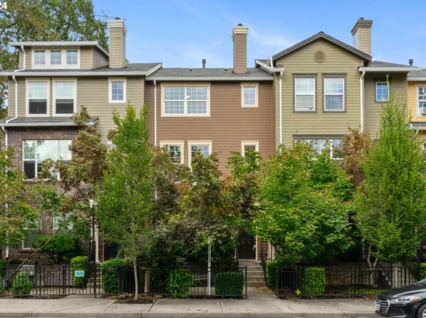 6007 NE Maidstone St, Hillsboro, OR 97124