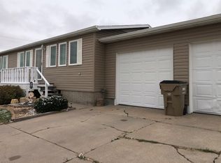 601 5th St, Gibbon, NE 68840