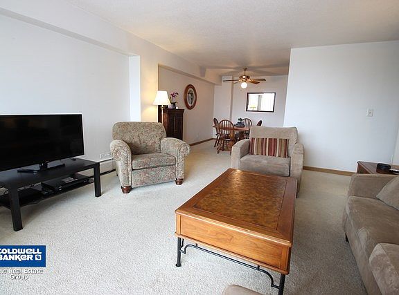 3rd image of 2201 S Highland Ave APT 2G