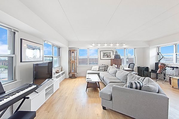 1st image of 200 Schermerhorn St APT 721